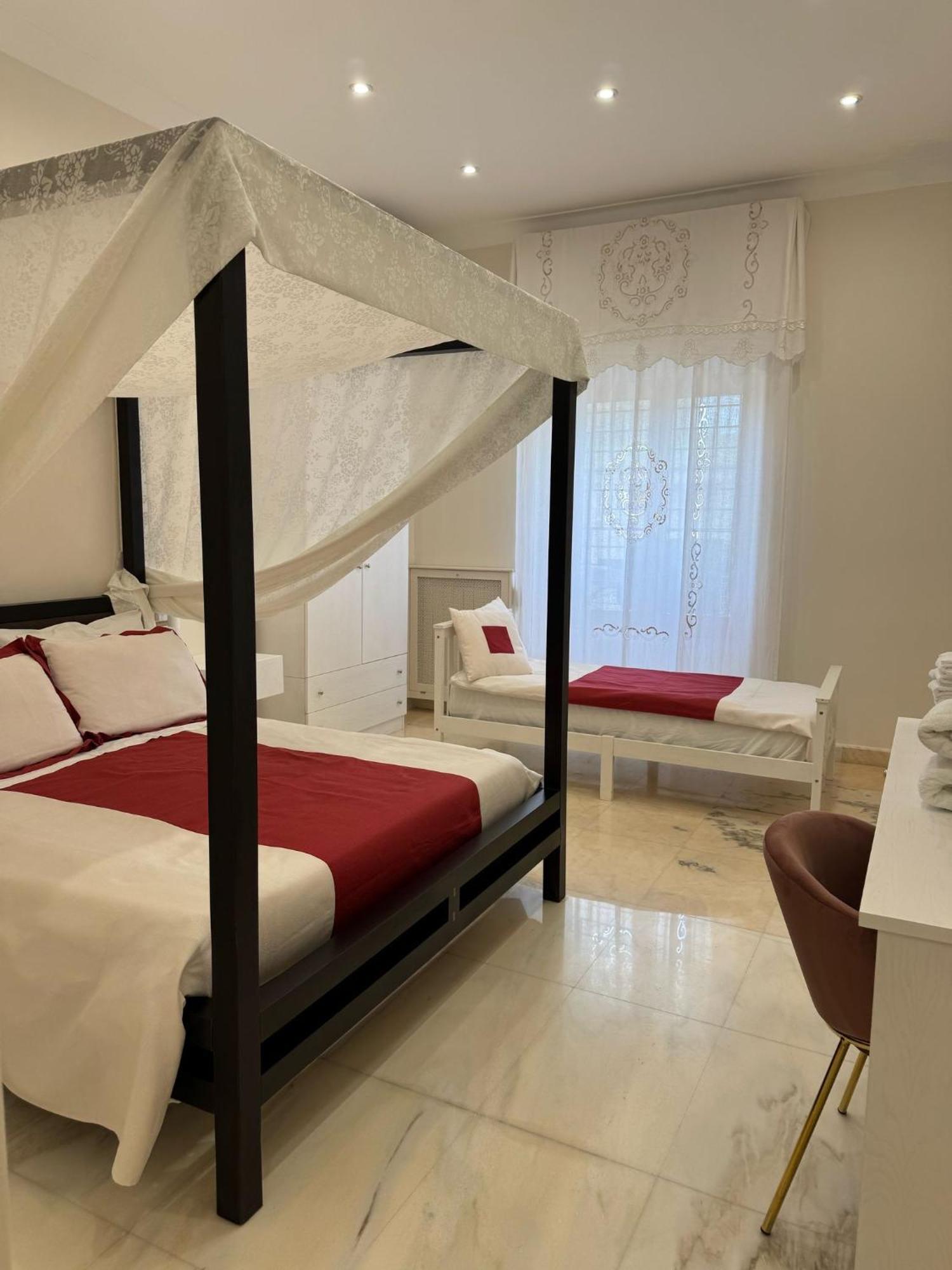 Hotel Bernini House Naples Extérieur photo